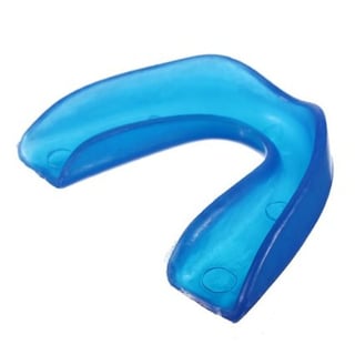 gum-shield-mouth-guard-boil-bite-mouthguard-all-sport-boxing-martial-art-football-hockey-rugby-baseball-karate-cricket-adults-size-light-blue_4079749.jpg