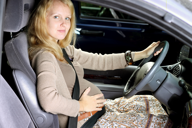 Driving While Pregnant: Safety, Risks, and When to Stop