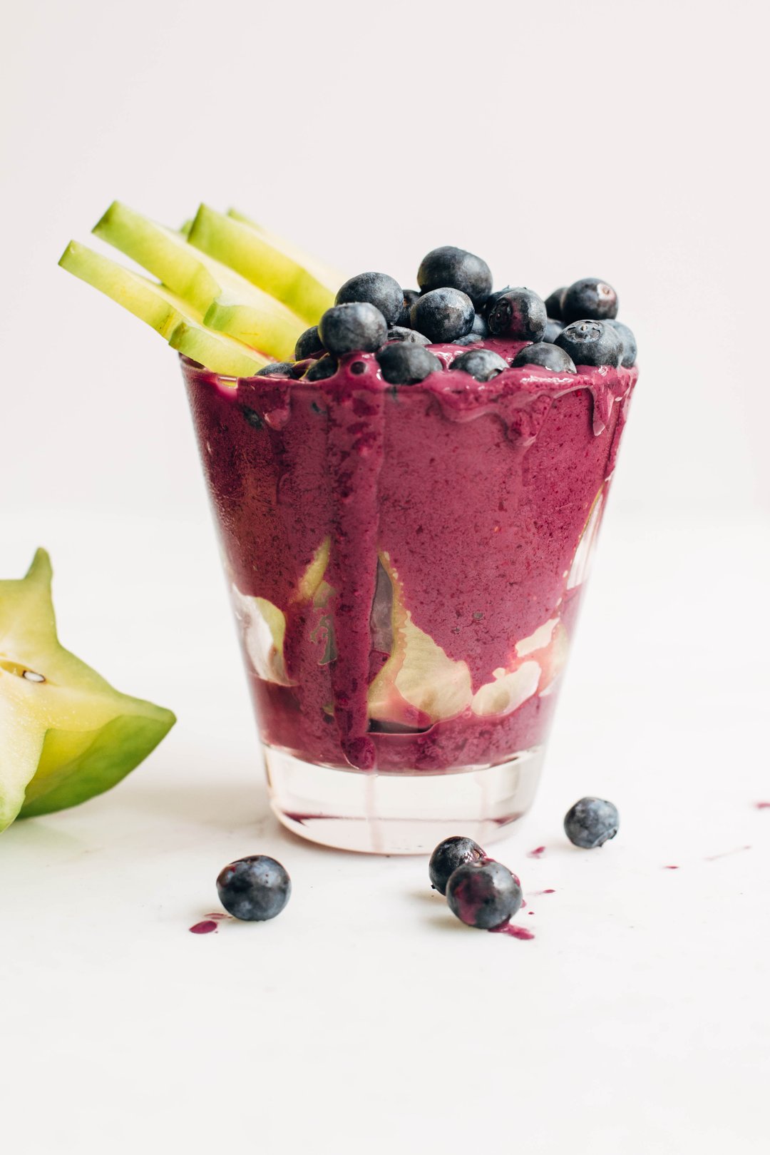 EnergyFilled Blueberry and Starfruit Smoothie