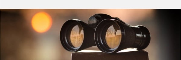 binoculars-blur-focus-600x200