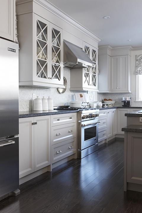 5 Places Where Decorative Glass Can Upgrade Your Home