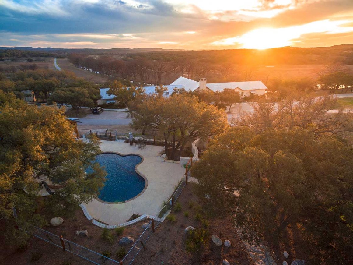 Joshua-creek-ranch-pool