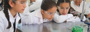 ¿Cómo hacer que los jóvenes se interesen por la ciencia?