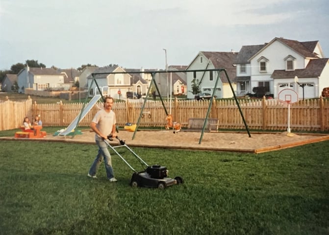 mike-kephart-fescue-lawn.jpeg