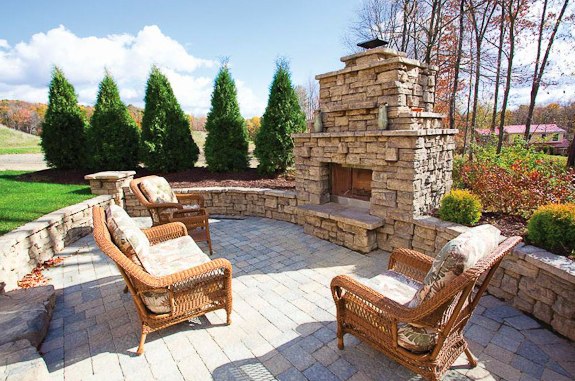 Fireplaces Vs Fire Pits What Are The, Outdoor Fire Pit Vs Fireplace