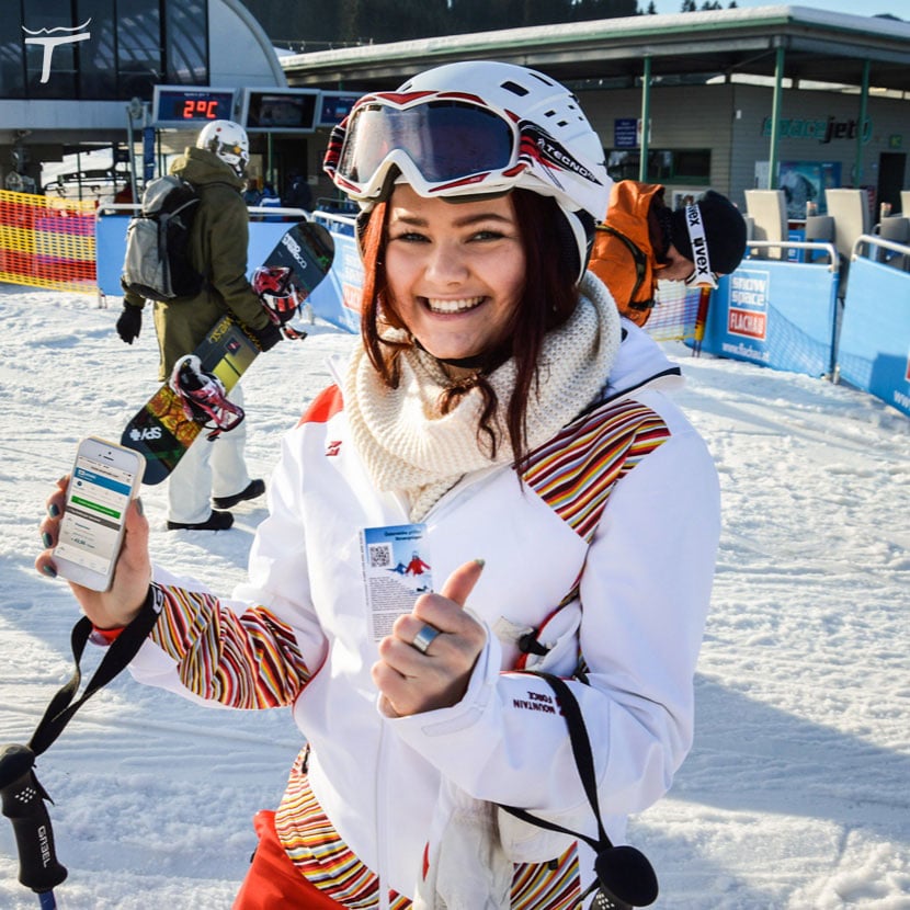 Winterurlaub Flachau- Skiurlaub Skibus Salzburger Sportwelt Flachau Skihotel Skipass