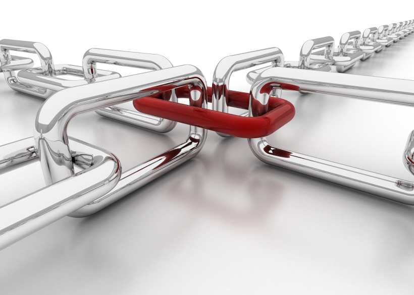 The SEO power of link building as two chains hooked on each other