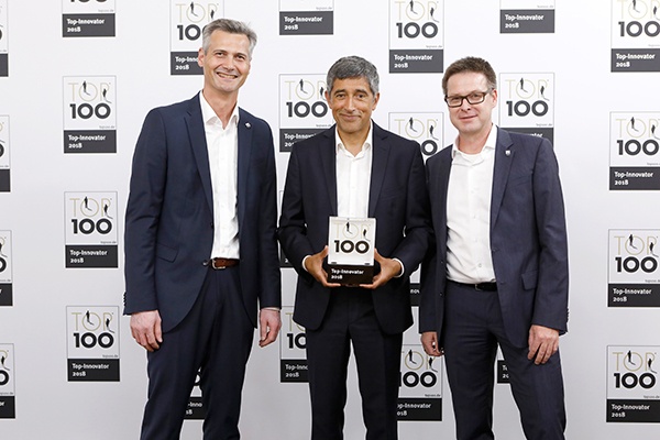Andreas Fuchs (Product Director IIot & AI, DriveLock), Ranga Yogeshwar (Mentor TOP100), Martin Mangold (Director Cloud Operations, DriveLock)
