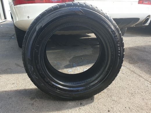 DUNLOP TYRE 2
