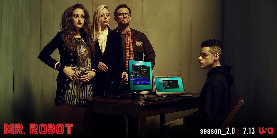 What can learn the hacks on season of Mr. Robot