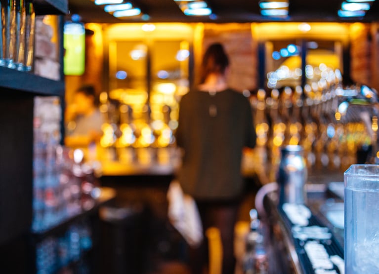 bevspot-femalebartenders-1242x900