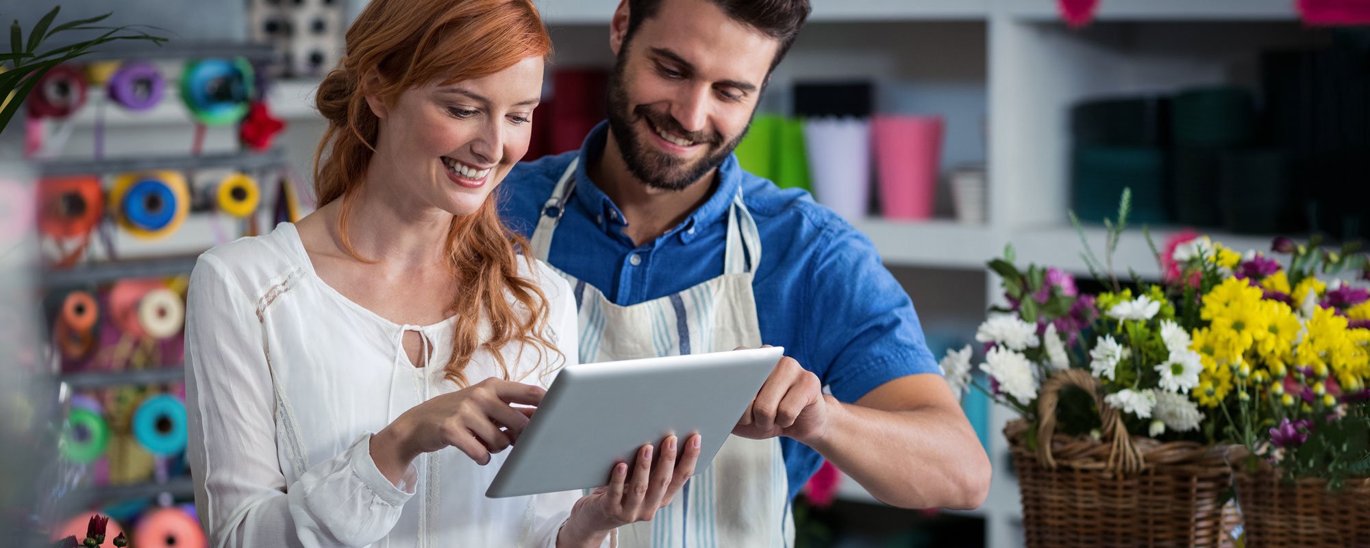 retail-store-tablet-flower-2-1