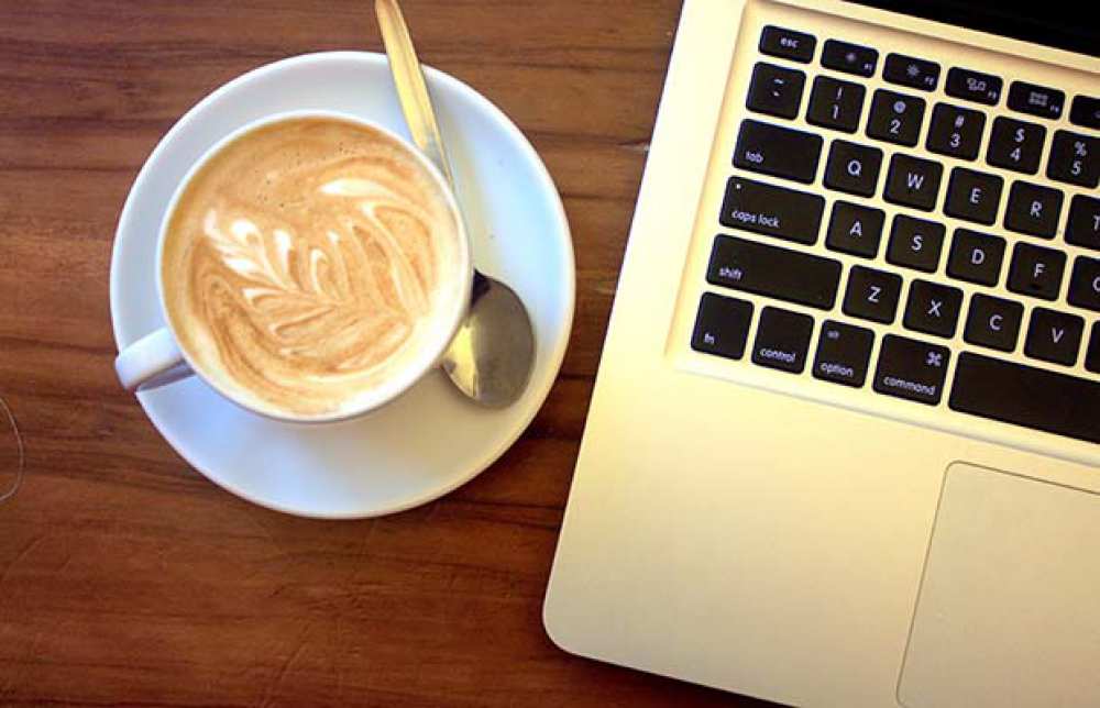 Evita el estrés mientras estudias y trabajas