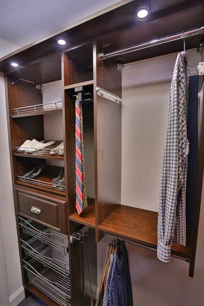 Chocolate Pear Closet Display with Raised Panel Front, Double Hang, Tie Butler, Basket Pullouts