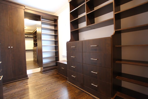 Chocolate Pear Walk In with Slab Front Drawers, Decorative Base and Shoe Moulding, Full Length Mirror, Bench Seat