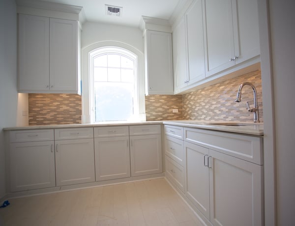 Latitude North Laundry with shaker Style Fronts, Decorative Base and Crown Moulding