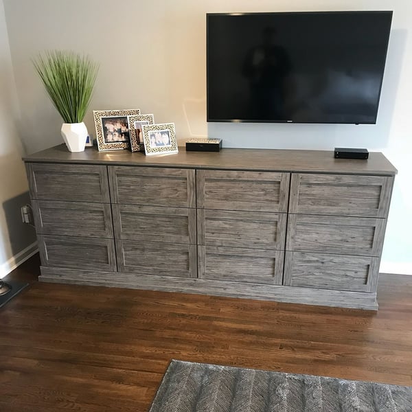 Viva Stargazer Built In with 5 Piece Shaker Drawers, Decorative Base Moulding