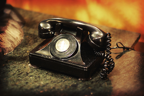 A 3-Step Guide to Performing Prospect Research (Before You Pick Up the Phone)