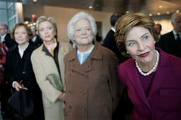 Former first ladies pose for a picture. Link takes you to Womenshistorymonth.gov