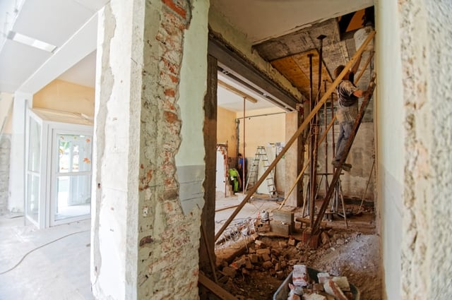 4 things companies should consider when weighing relocation vs. renovation