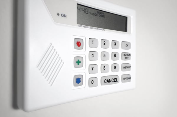 wired-vs-wired-alarm-system