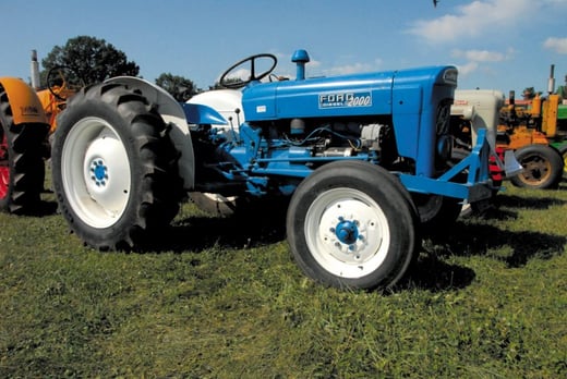  Tractor Talk - 1962 FORD 2000