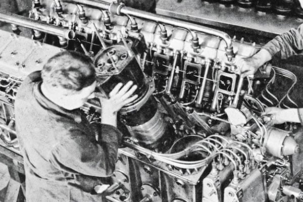 Vintage Smoke: Flying Diesels