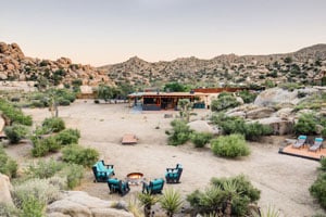 A Desert Sanctuary Takes It Outside