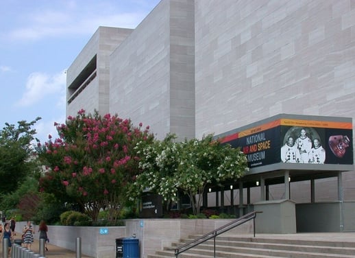 Smithsonian-Air-and-Space-Museum-Exterior-3 (1)