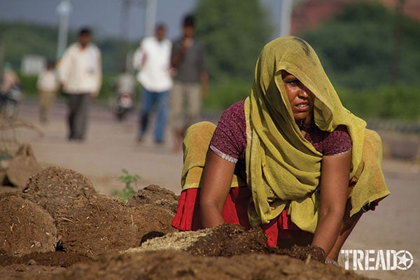Viewfinder: The Traveler's Guide to Portrait Photography