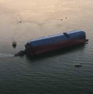four-crew-members-missing-car-carrier-golden-ray