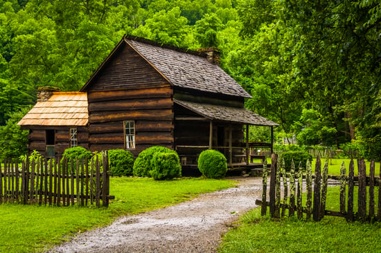 House at the Mountain Farm Museum in the Oconaluftee Valley, in Great Smoky Mountains National Park, North Carolina.