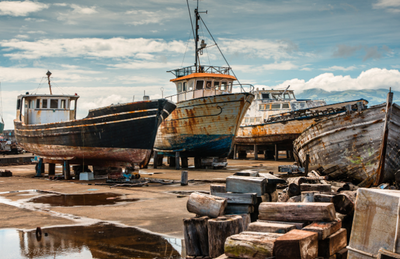 Fexas-In Praise of Gritty Old Boatyards