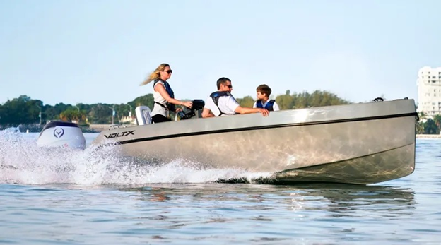 New VoltX Dayboat from Vision Marine Technologies