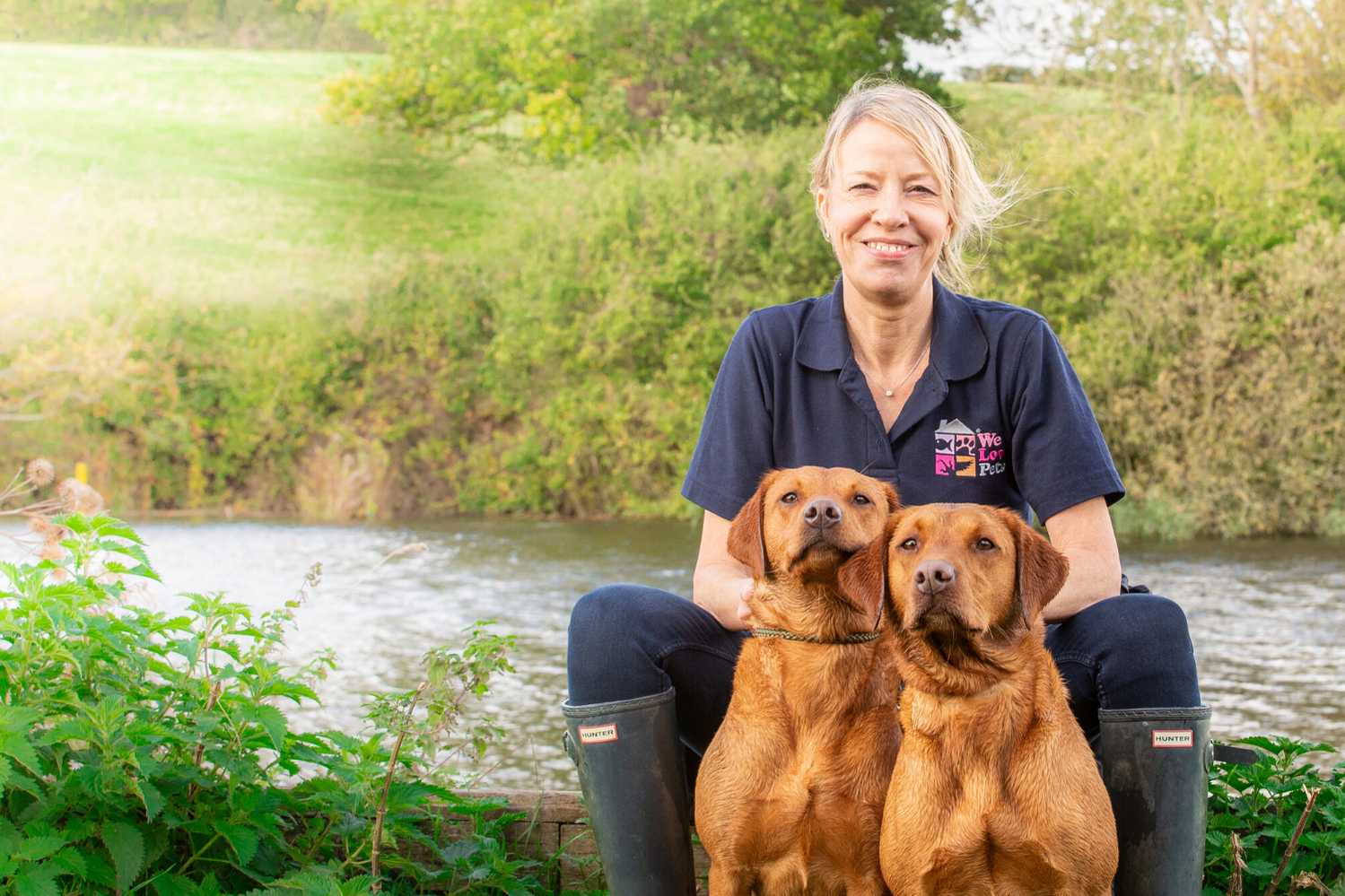 Professional and loving dog walking and pet sitting in Guildford