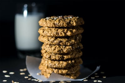 Vegan Guilt-Free Oatmeal Cookies | Assuaged-image