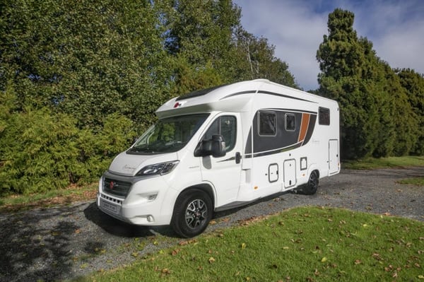 MCD Reviews the Bürstner Lyseo IT736