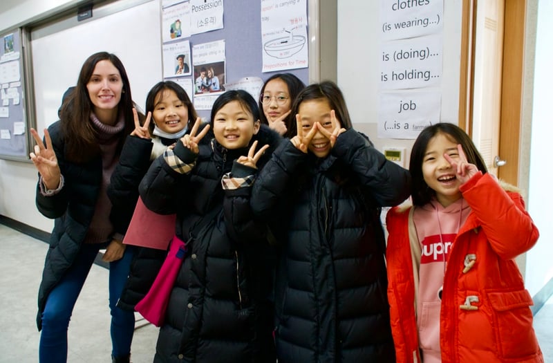 What Are the EPIK, GEPIK, SMOE, and TaLK Government Programs for Teaching English in South Korea?