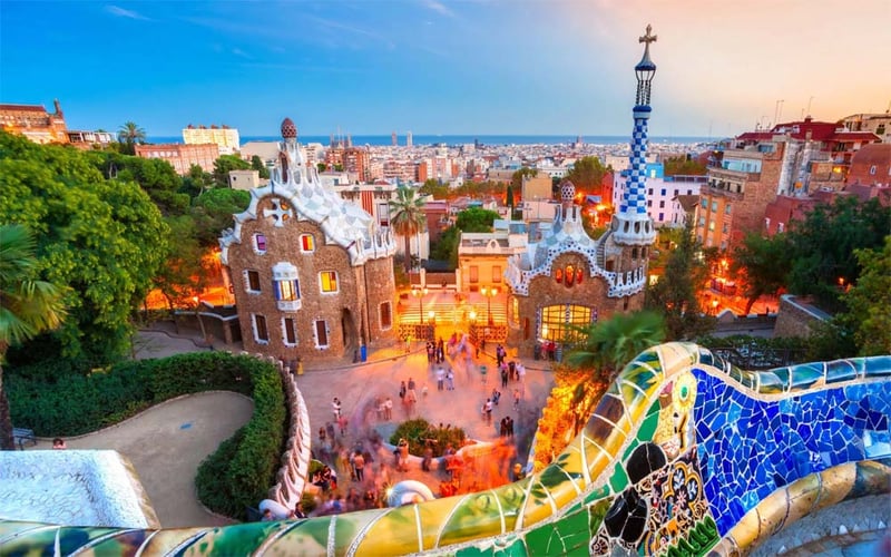 How to Find Private English Teaching Work in Barcelona, Spain