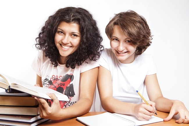 Top Tips for How to Live with People from Different Cultures while Flatsharing Abroad