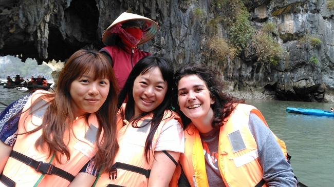 How I'm Funding Traveling in Asia While Living & Teaching English in Vietnam
