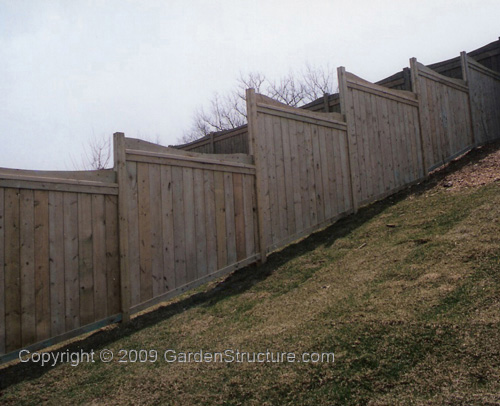 Stepping and Sloping Horizontal Fencing