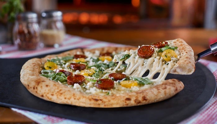 Authentic Wood Fired Crusts for C-Stores, Delis and More [VIDEO]