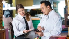 5 Easy Ways to Motivate Your Restaurant Staff and Reduce Turnover