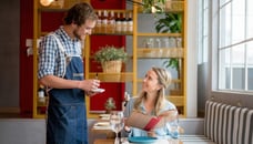 Focus on Pizzeria Operations: Top Tips for Front of House