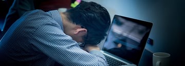 仕事が辛い、残業が多いと感じる人事担当者が知っておくべきこと