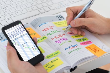 ガントチャートとは?WBSとの違いやメリットなど基本情報を解説