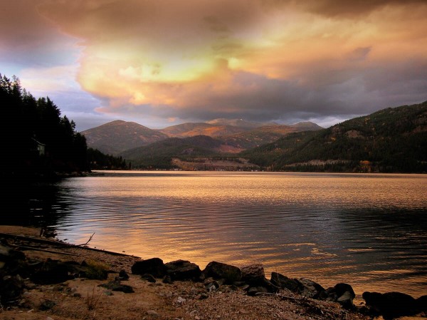 Christina Lake Sunset. Credit - Allen Jones