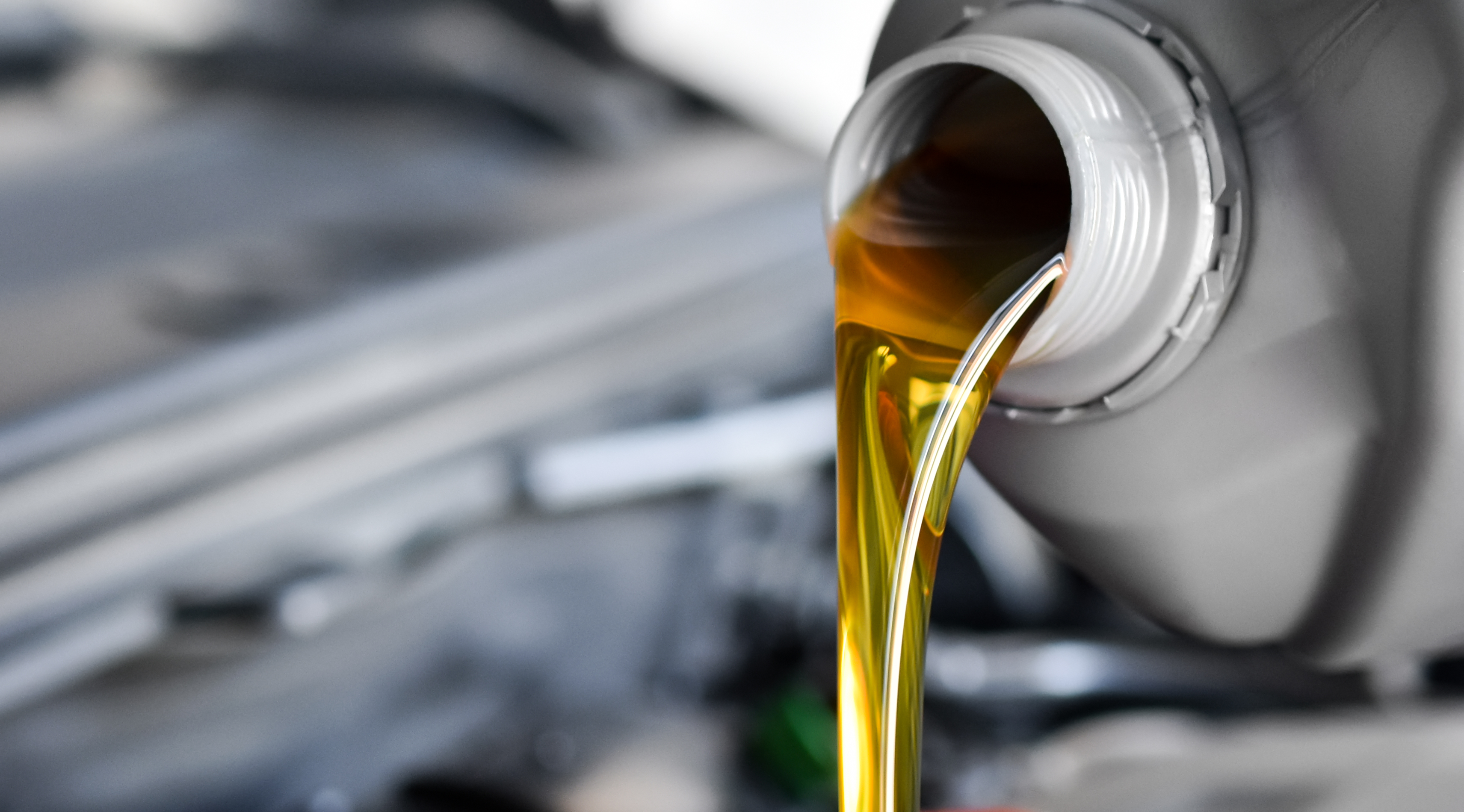 Can you use motor oil in your car's gas tank as an alternative to