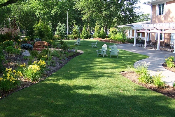 16-Community-Outreach-Fisher-House-Boston-Dedication-June-28-2013.jpg